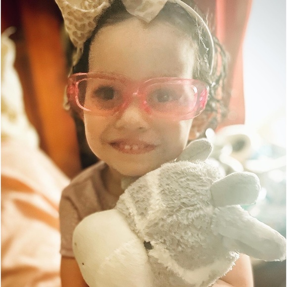 Meet your Posher, Hope - Picture 5 of 12